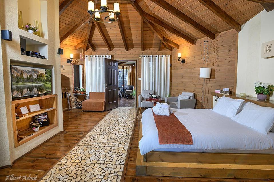 Talia Cabin Guest & Spa Рош Пина Екстериор снимка