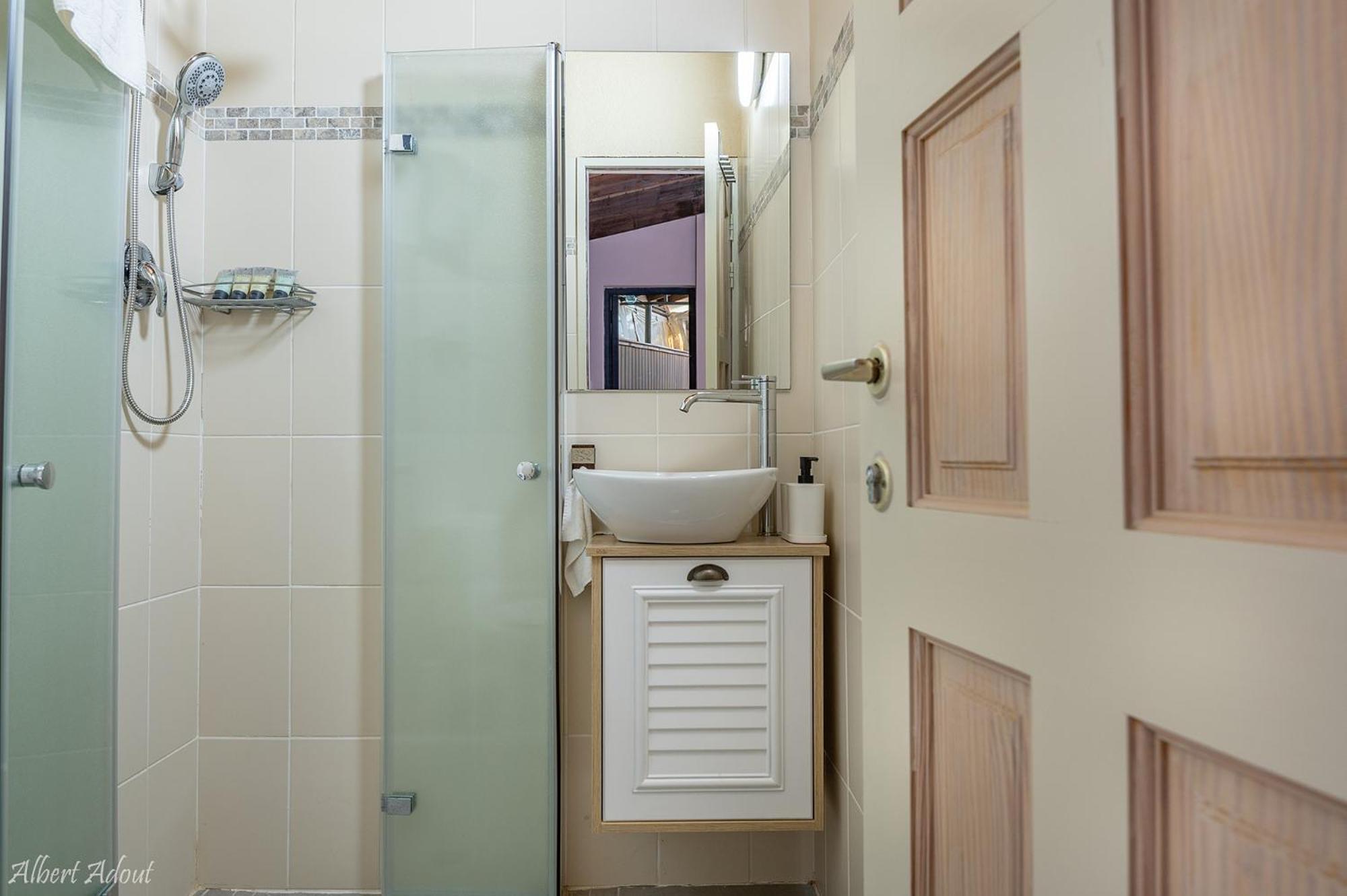 Talia Cabin Guest & Spa Рош Пина Екстериор снимка