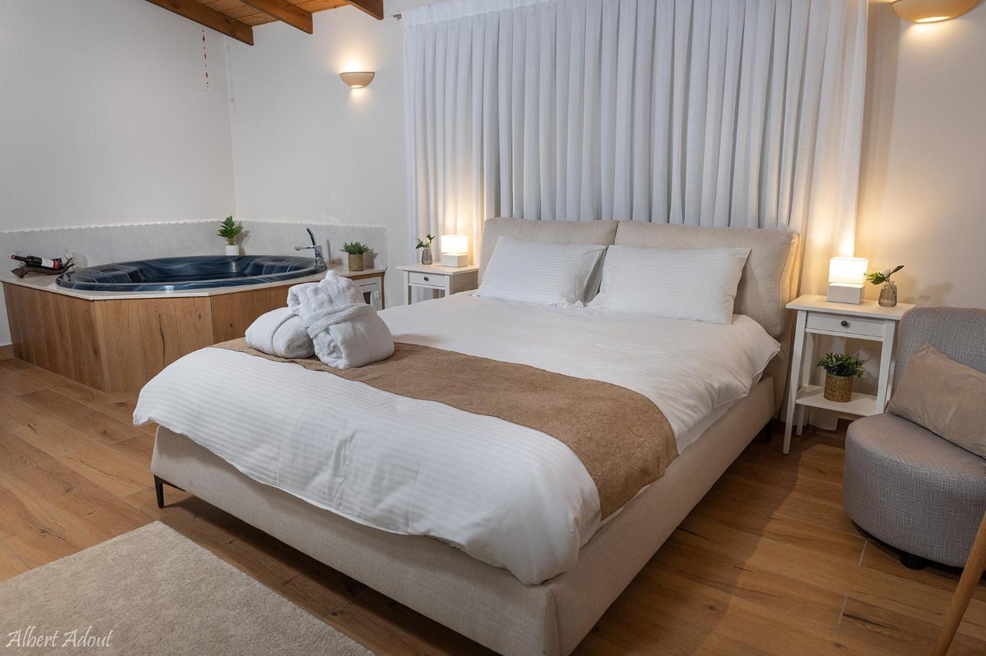 Talia Cabin Guest & Spa Рош Пина Екстериор снимка