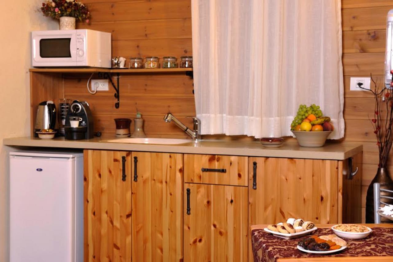 Talia Cabin Guest & Spa Рош Пина Екстериор снимка