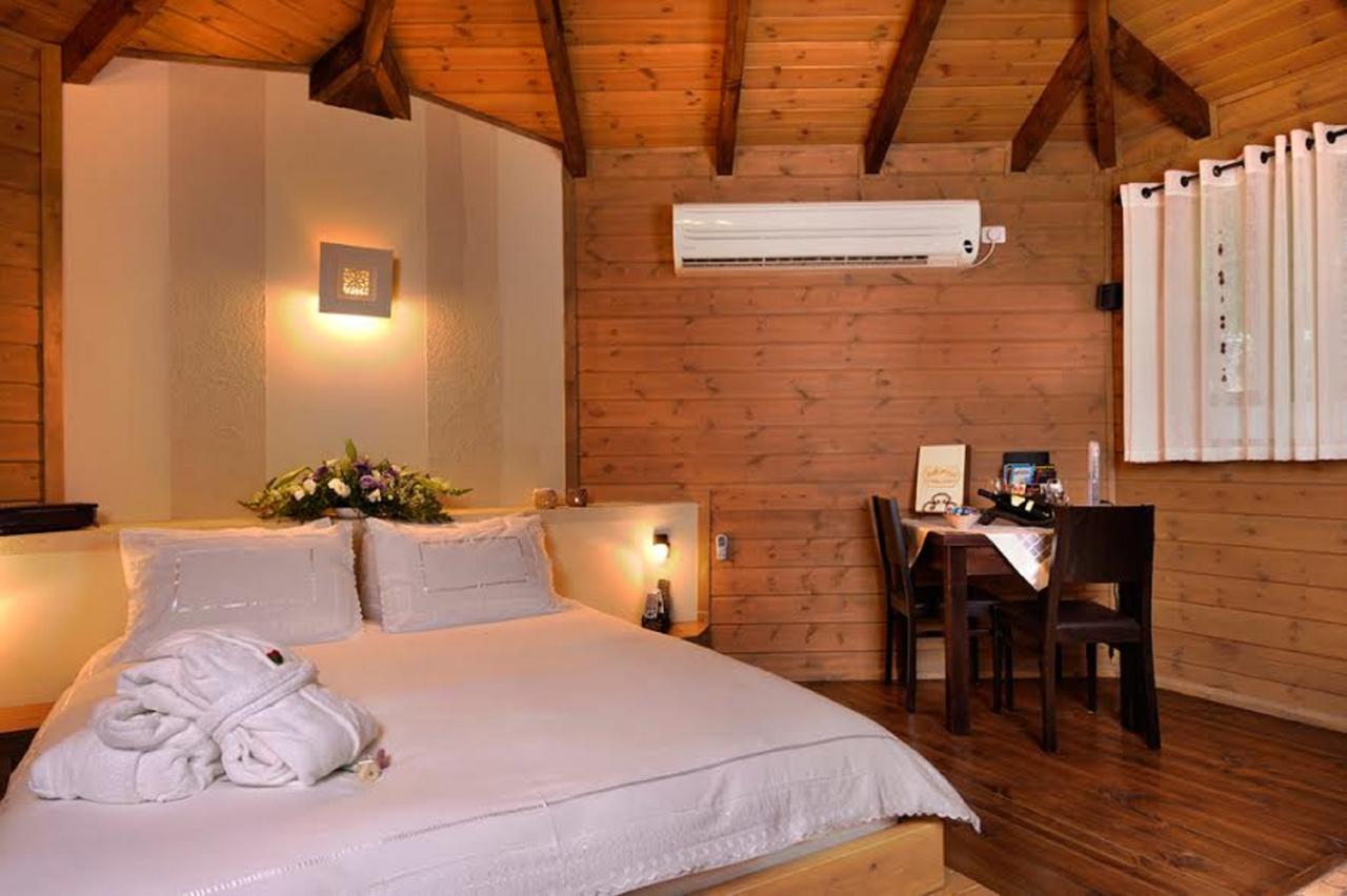 Talia Cabin Guest & Spa Рош Пина Екстериор снимка